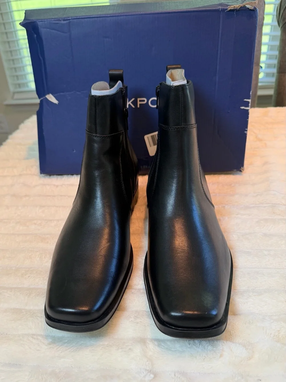 Rockport new box
